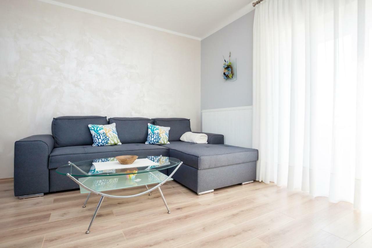 Holiday Apartment Ivica Milohnici Exterior foto